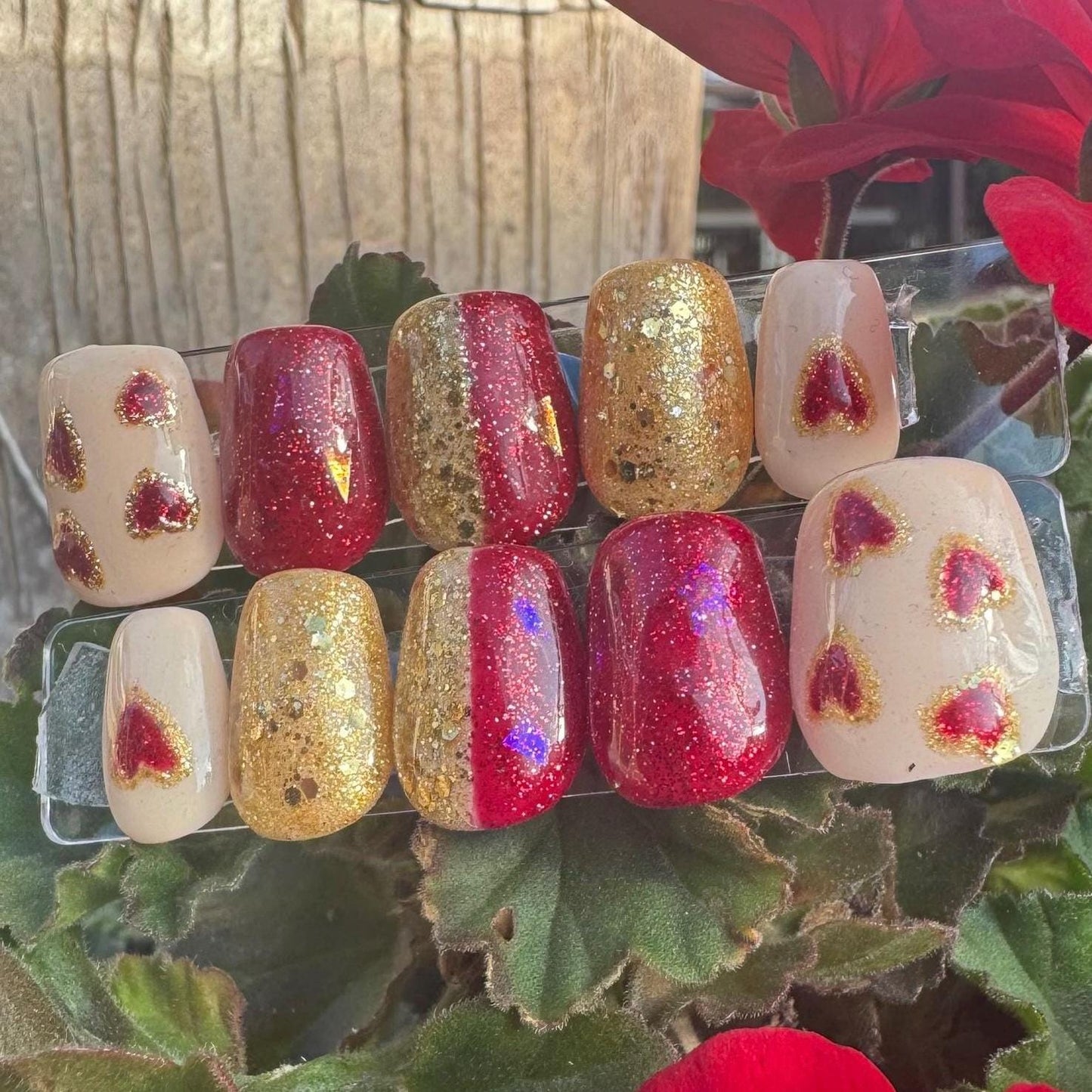 Classy Hearts | Love Series | Press-On Nail Set