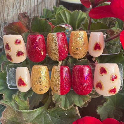Classy Hearts | Love Series | Press-On Nail Set
