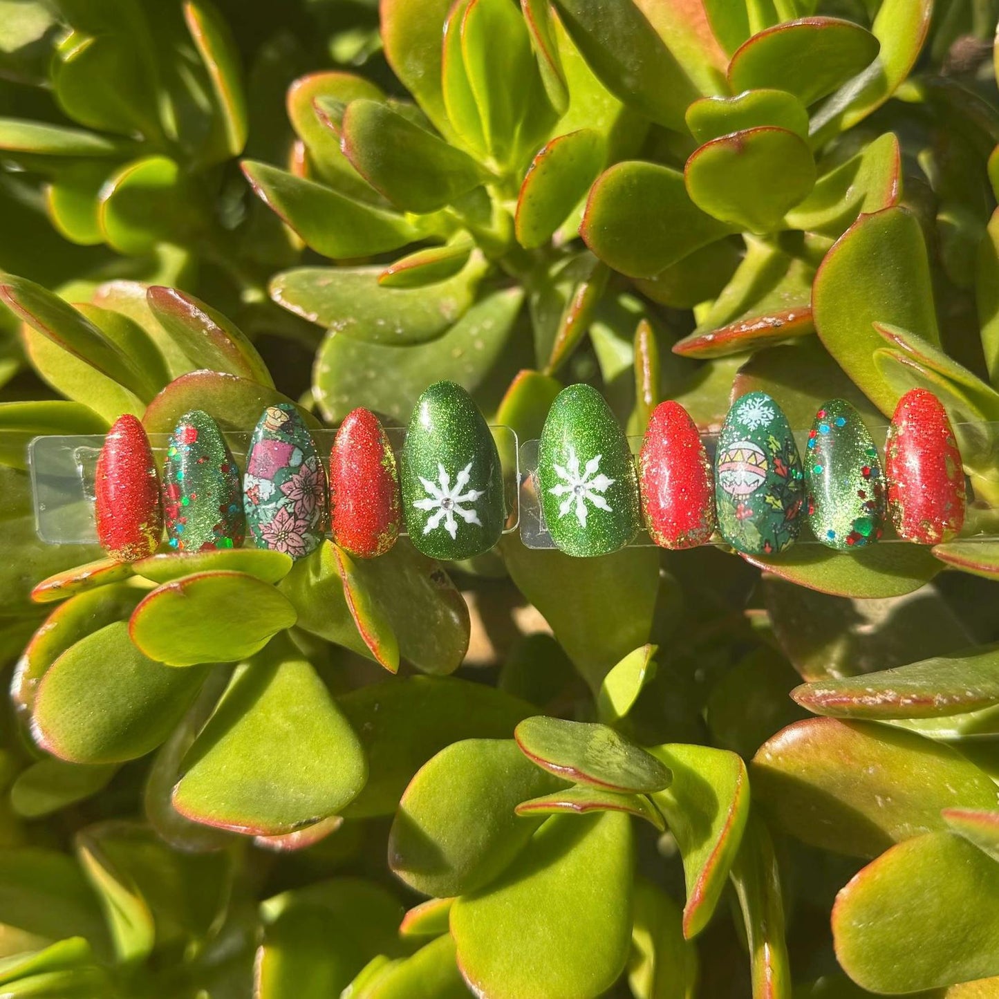 Red & Green Holiday Foil | Christmas Series | Press-On Nail Set