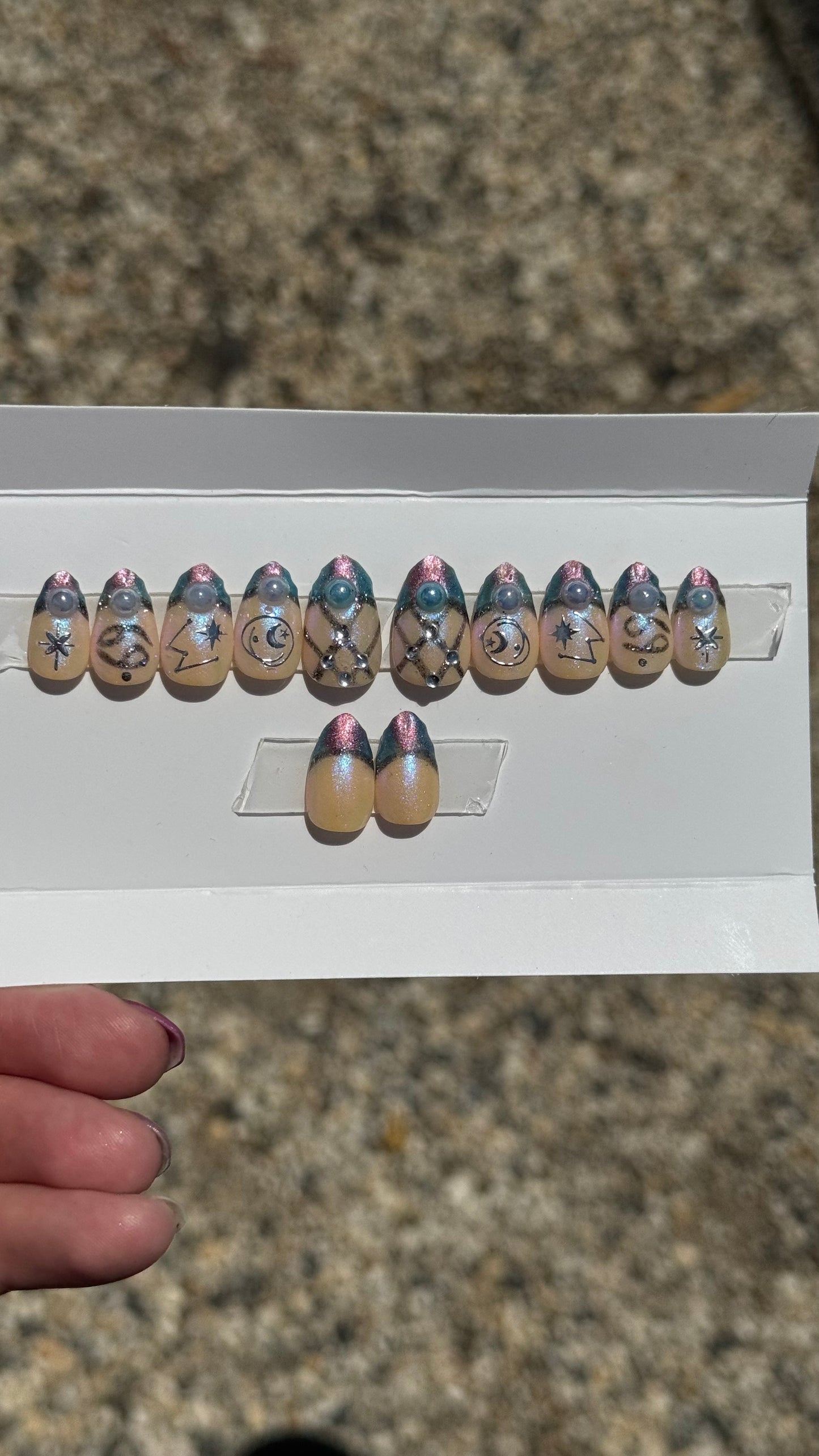 Cancer + Pearl | Zodiac Series | Press-On Nail Set