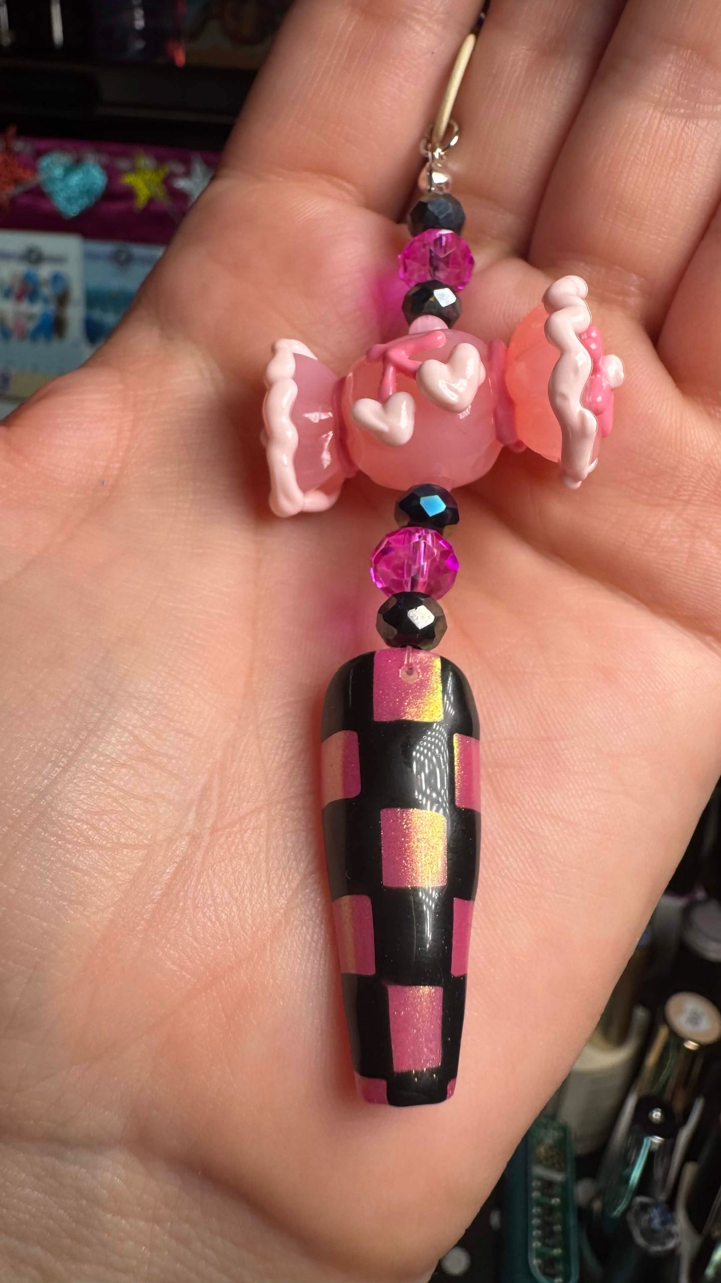 Checkered Candy Nail Art Keychain - Pink/black