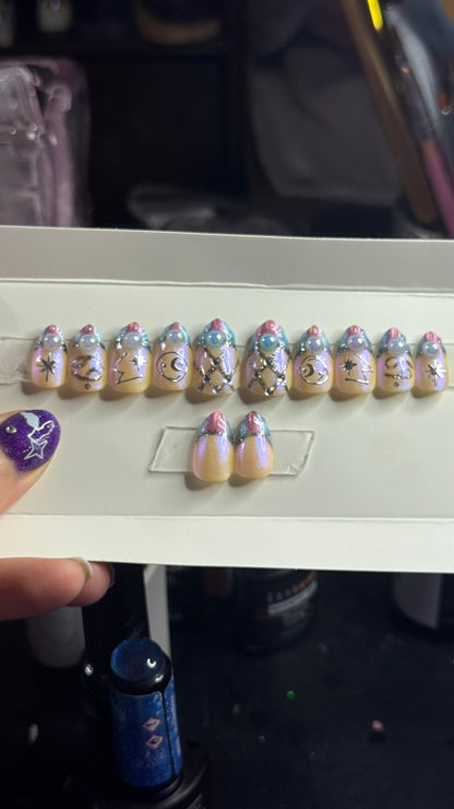 Cancer + Pearl | Zodiac Series | Press-On Nail Set