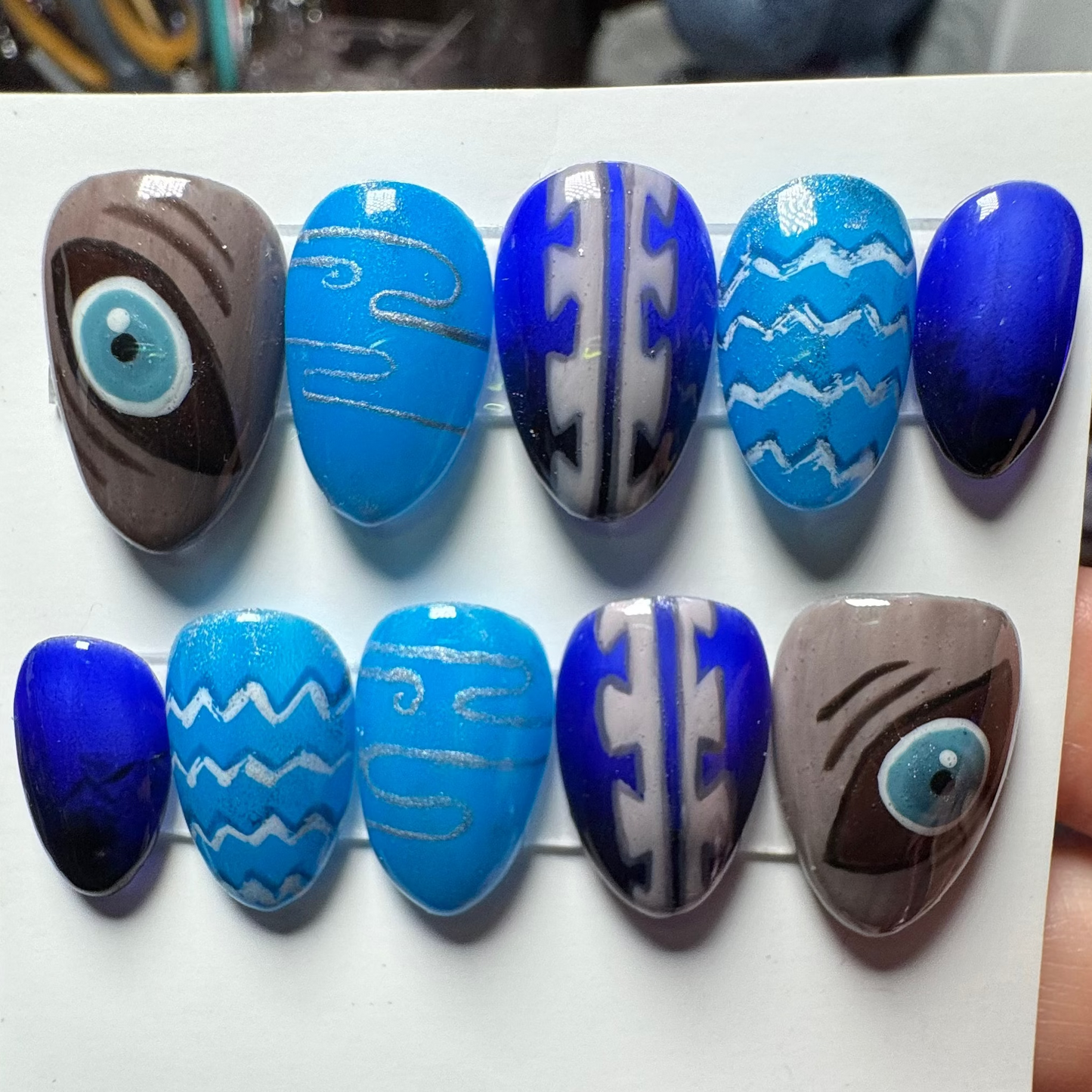 Boar Head Demon Fighter  | Anime Series | Press-On Nail Set