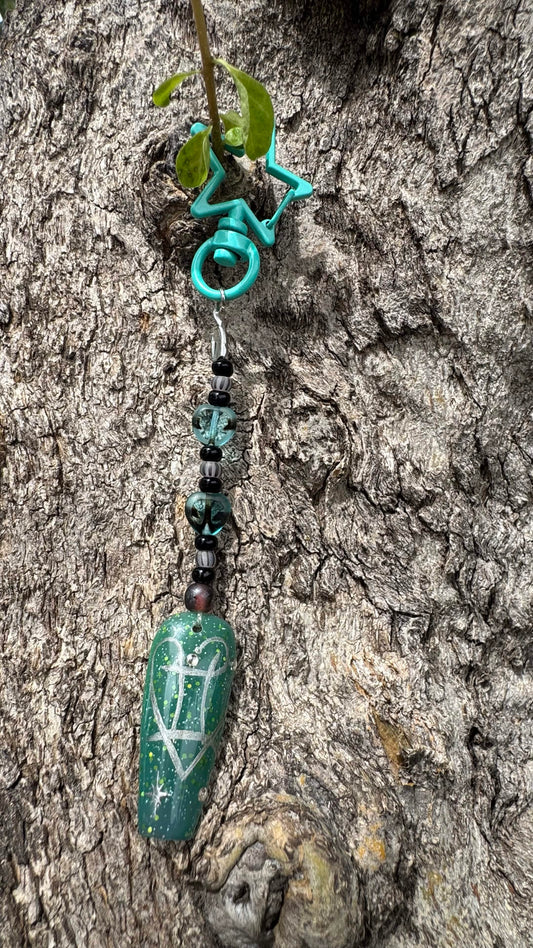 Gemini Nail Art Keychain - Green