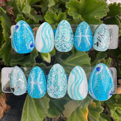 Pisces + Aquamarine | Zodiac Series | Press-On Nail Set