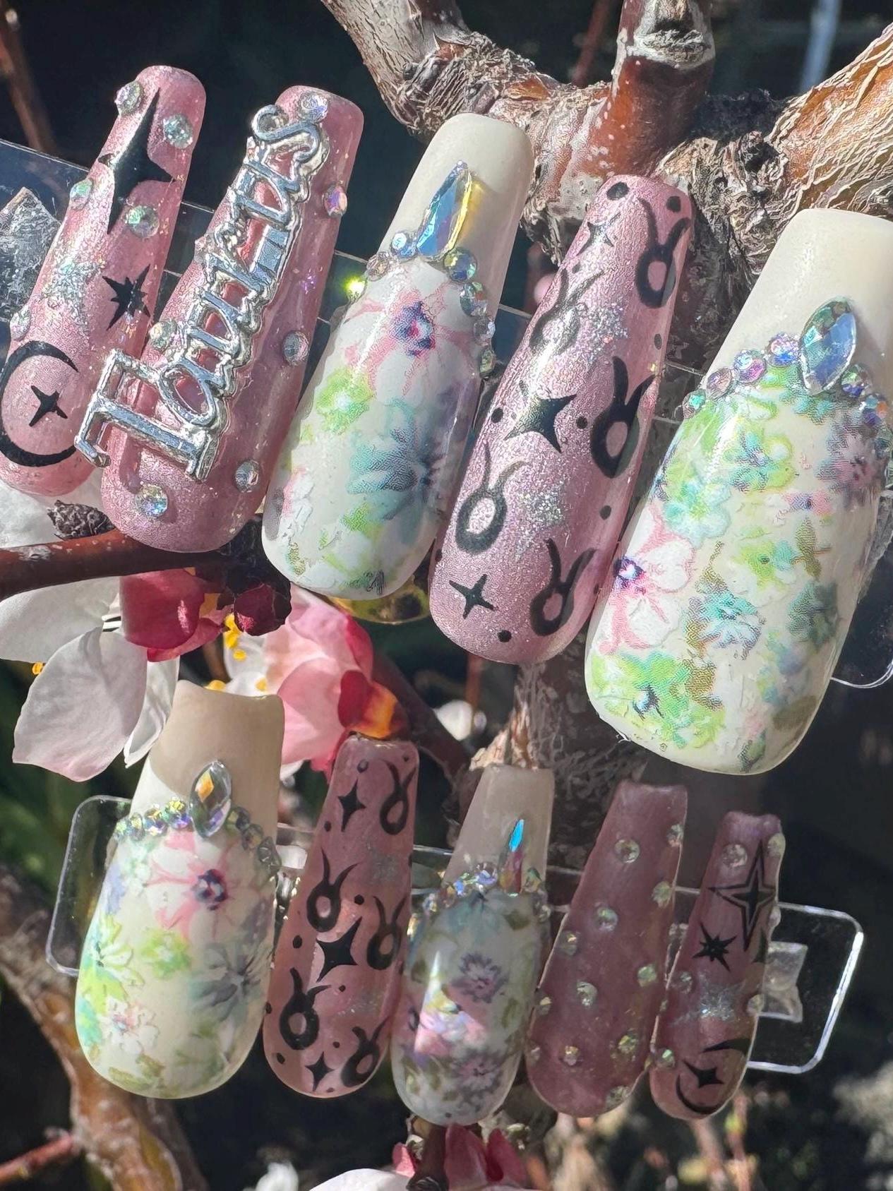 Taurus + Diamond | Zodiac Series | Press-On Nail Set